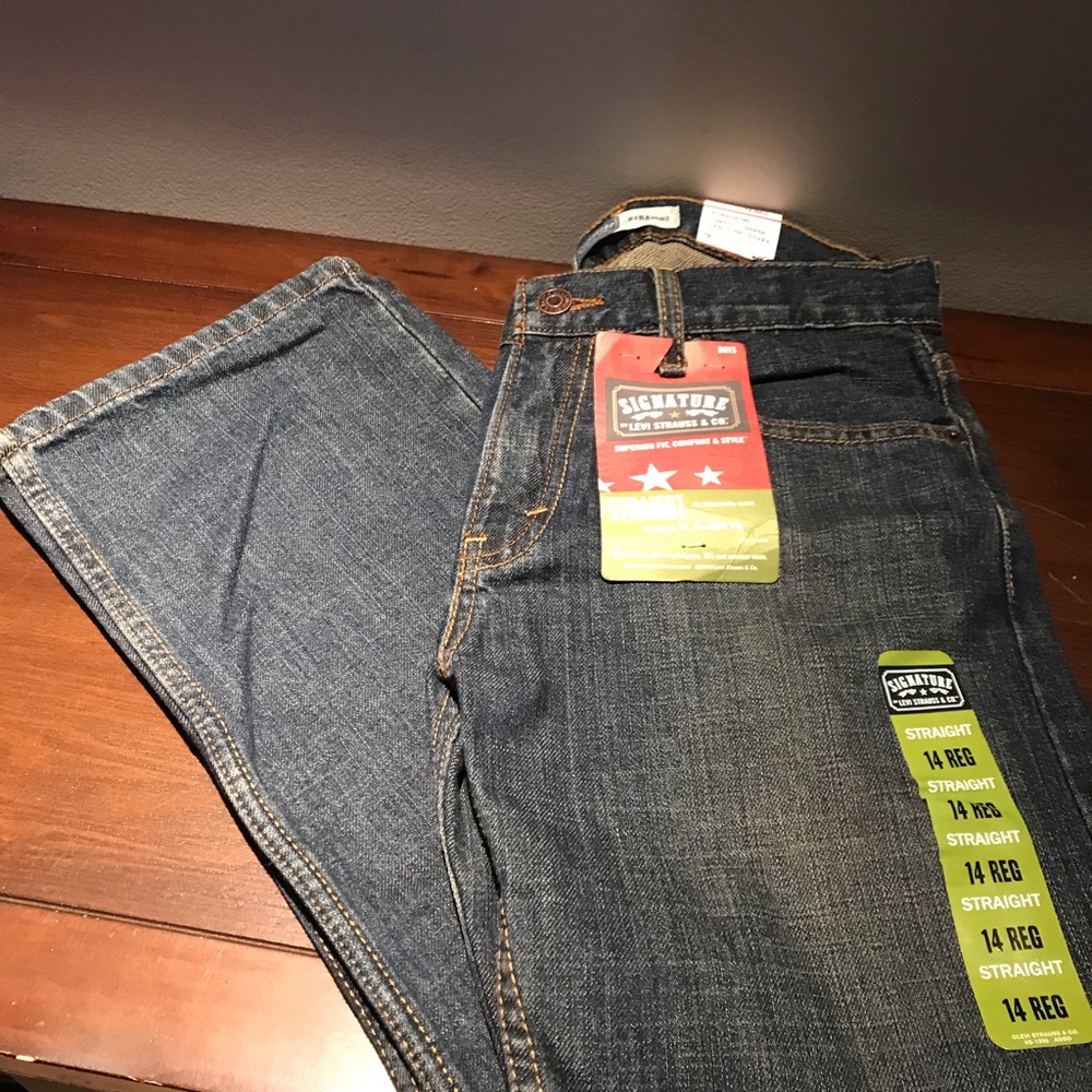 NWT Boys Levi Signature Strauss Jeans.Straight Leg